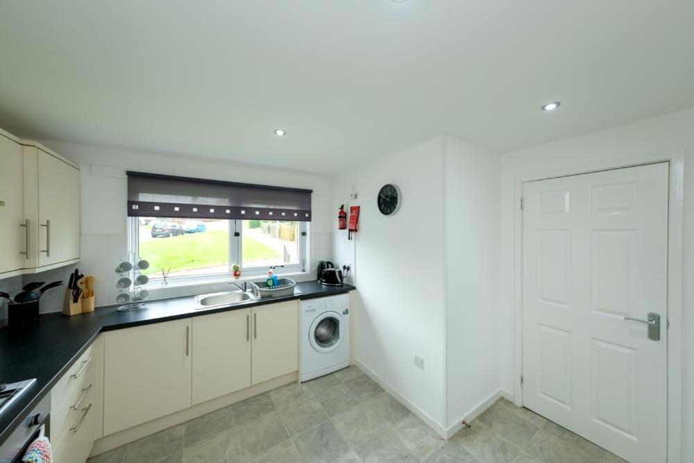 Premier Apt - Bridge View-Rosyth Bagian luar foto